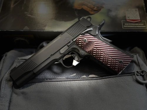 CUSTOM KIMBER.jpeg